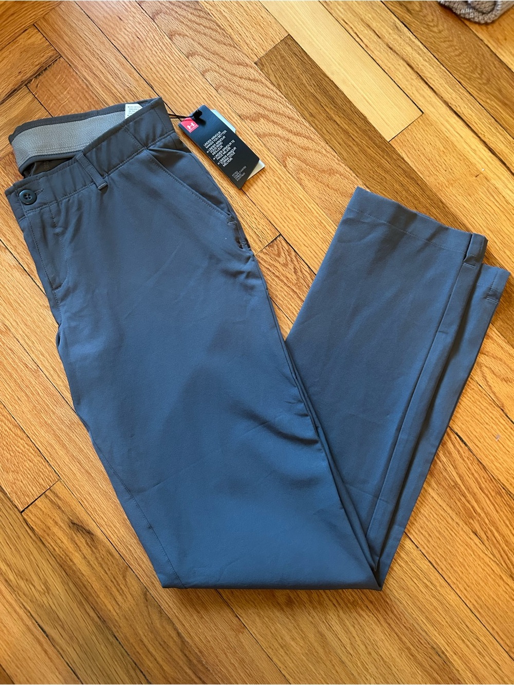 NWT Under Armour Women’s Performance Golf Style Pants - Grey